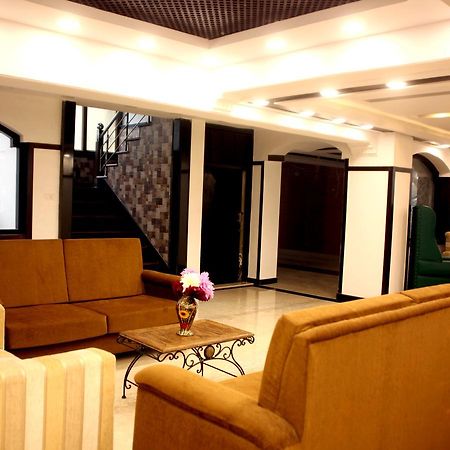 Hotel New Park At Dal Lake Srinagar  Exterior photo